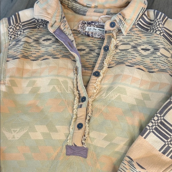 Free people Arizona sky pullover
We the free Rare - Picture 4 of 5